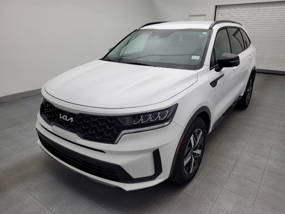 2022 Kia Sorento S's photo