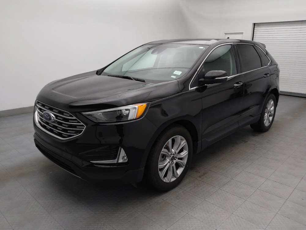 2024 Ford Edge Titanium's photo
