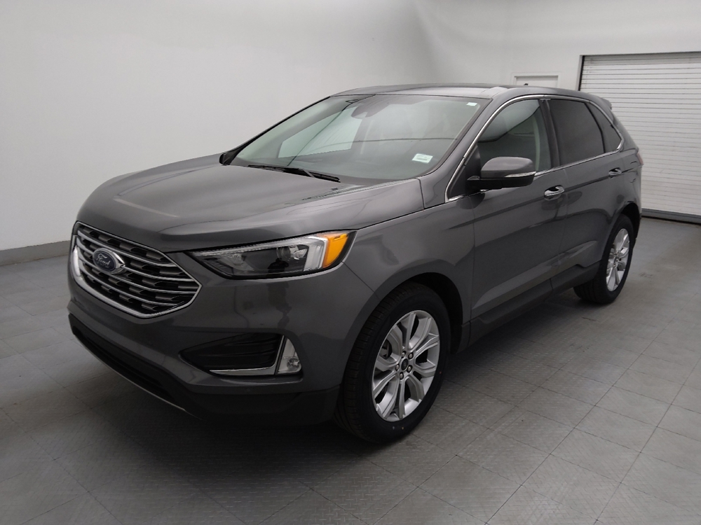 2024 Ford Edge Titanium's photo