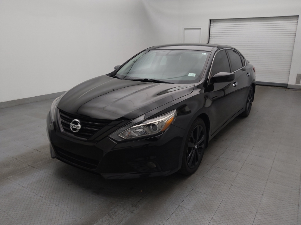2018 Nissan Altima SR's photo