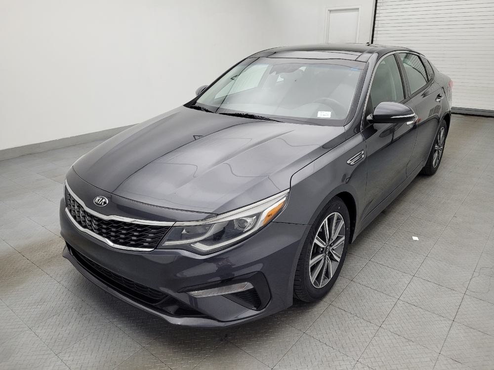 2019 Kia Optima LX's photo