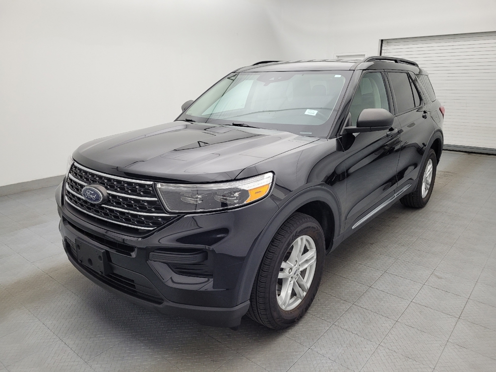 2023 Ford Explorer XLT's photo
