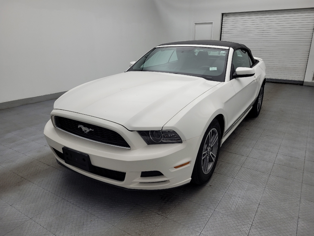 2013 Ford Mustang V6's photo