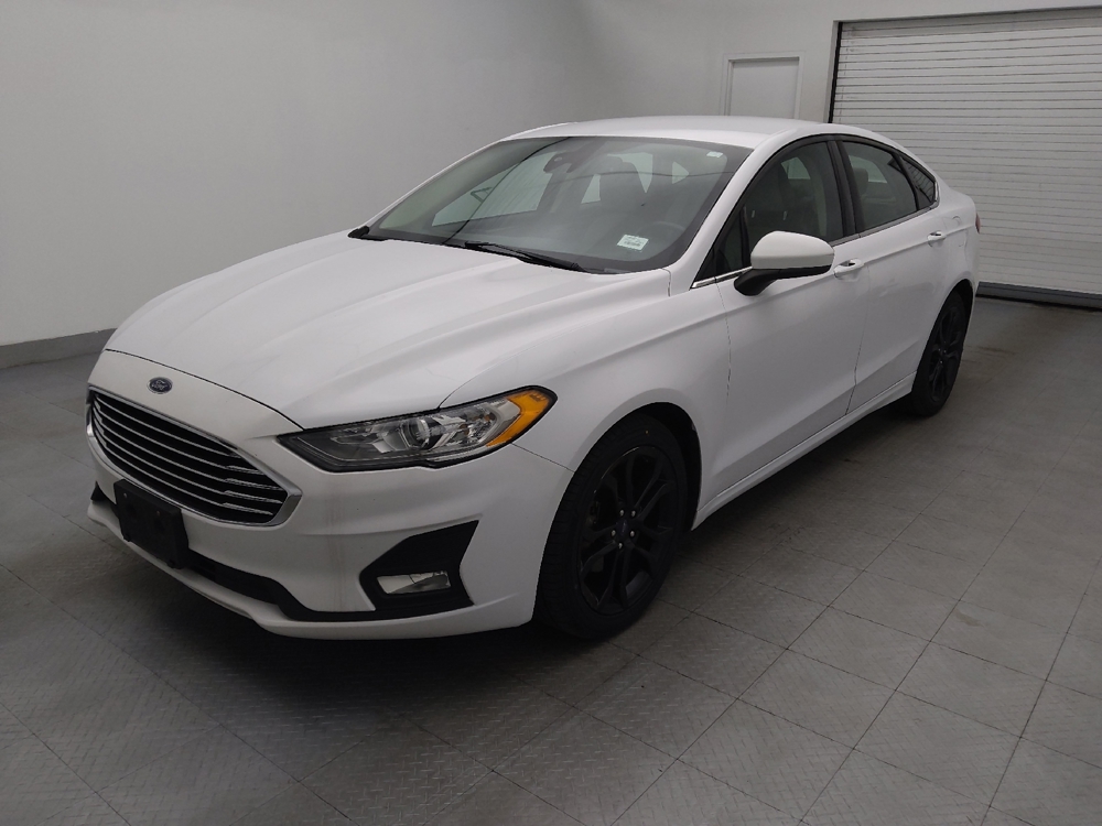 2020 Ford Fusion SE's photo