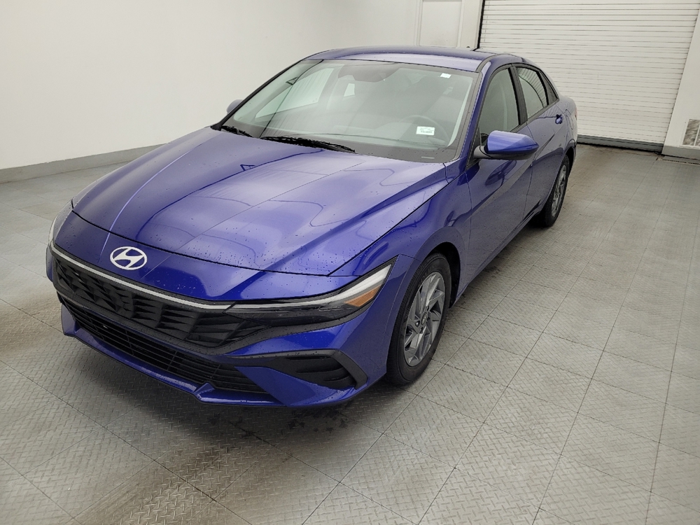 2024 Hyundai Elantra SEL's photo