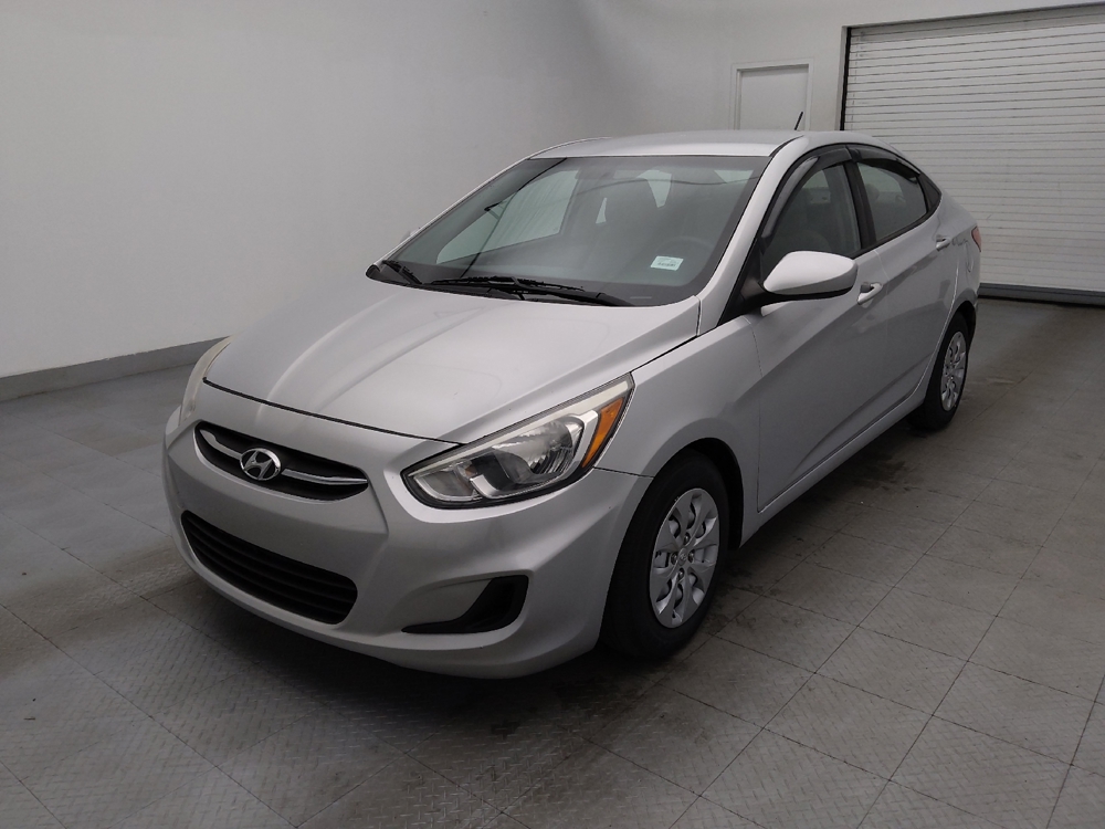 2017 Hyundai Accent SE's photo