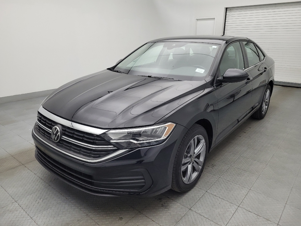 2024 Volkswagen Jetta SE's photo