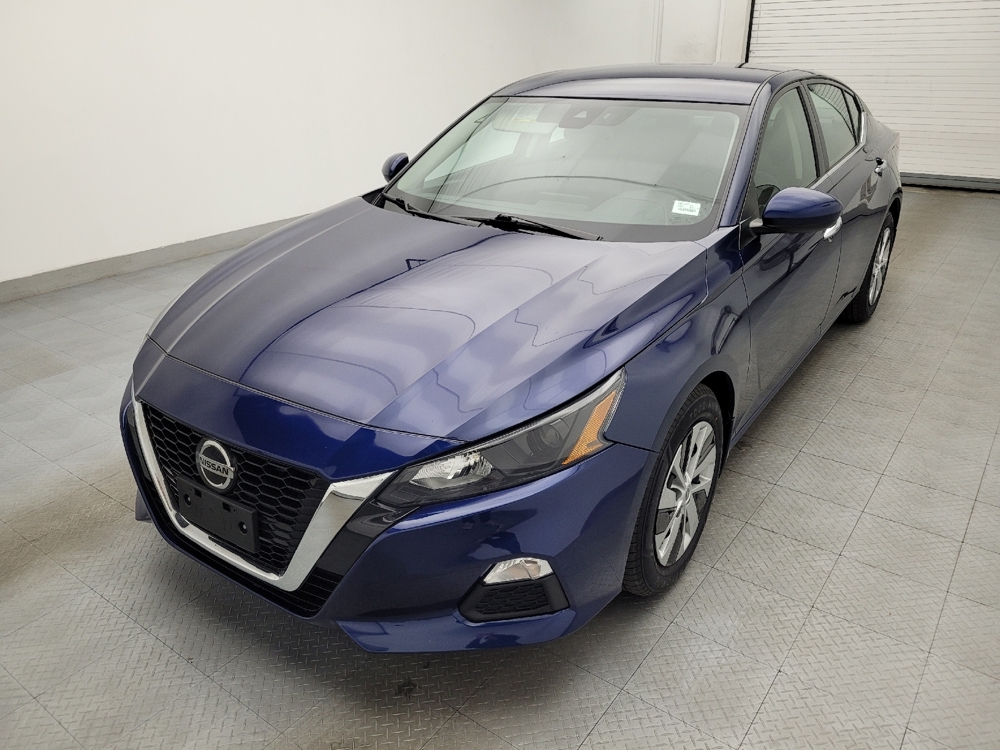 2022 Nissan Altima S's photo