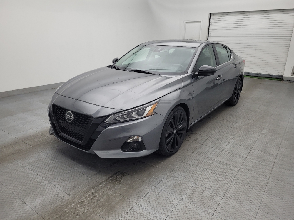 2022 Nissan Altima SR