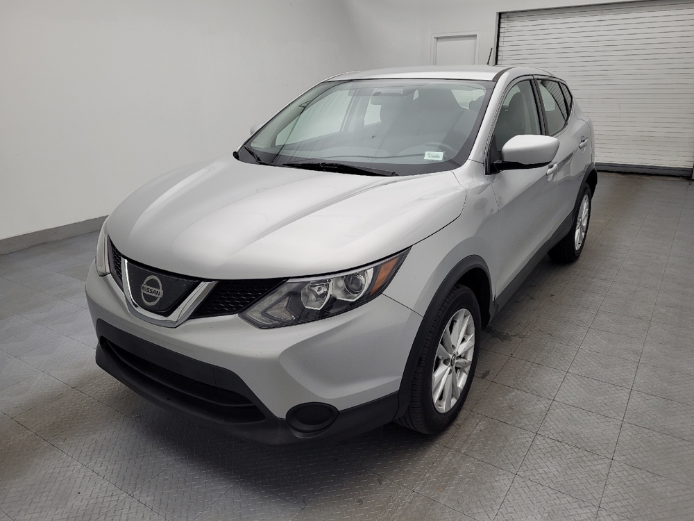 2019 Nissan Rogue Sport S's photo