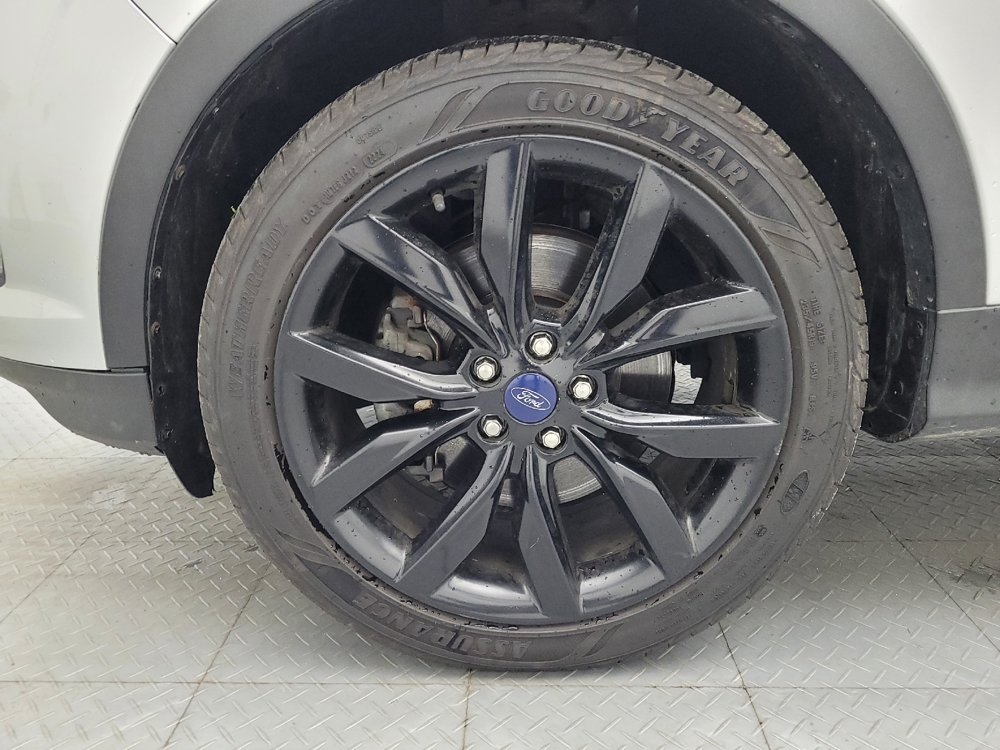 2017 Ford Escape SE - Photo 24