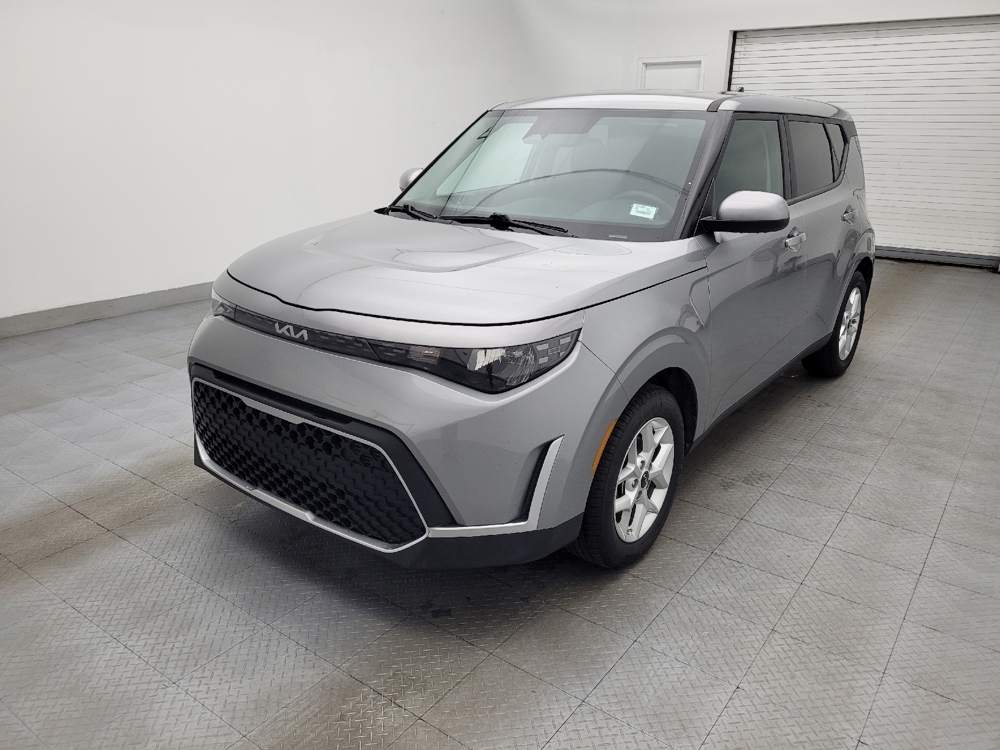 2024 Kia Soul LX's photo