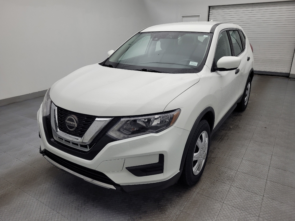 2020 Nissan Rogue S's photo