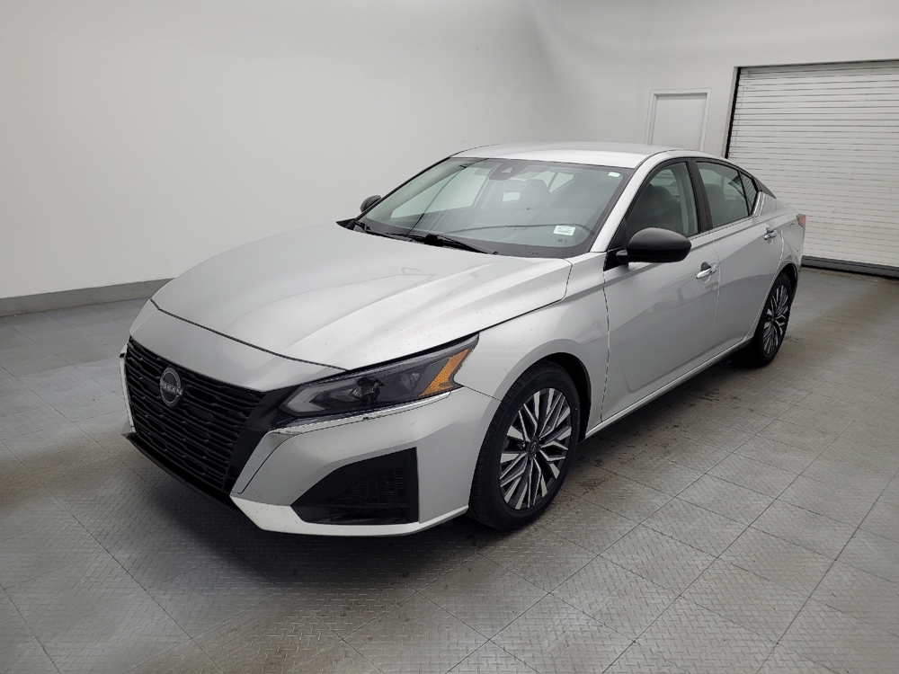 2024 Nissan Altima SV's photo