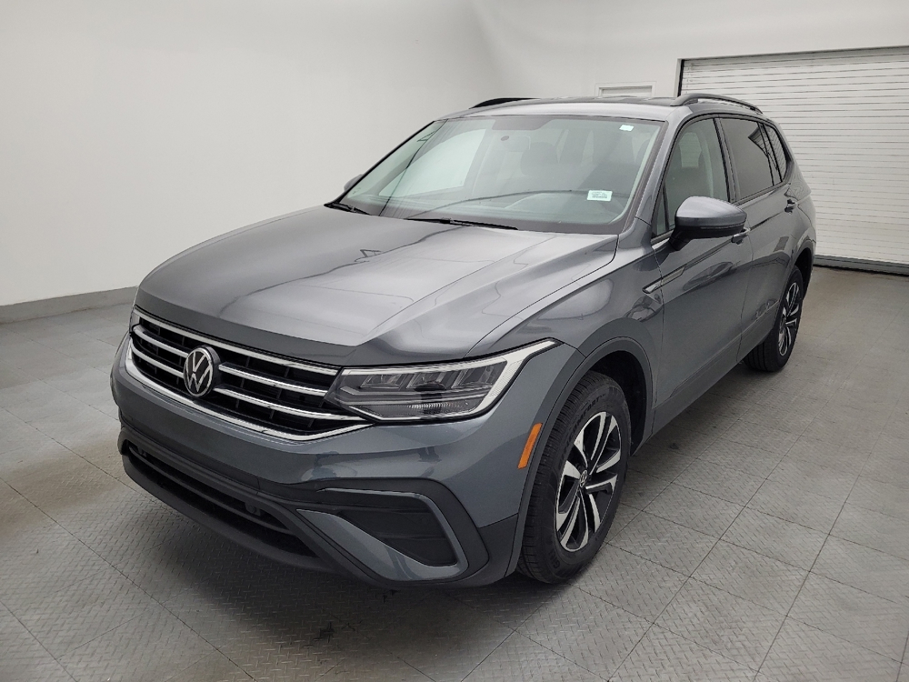 2022 Volkswagen Tiguan S's photo