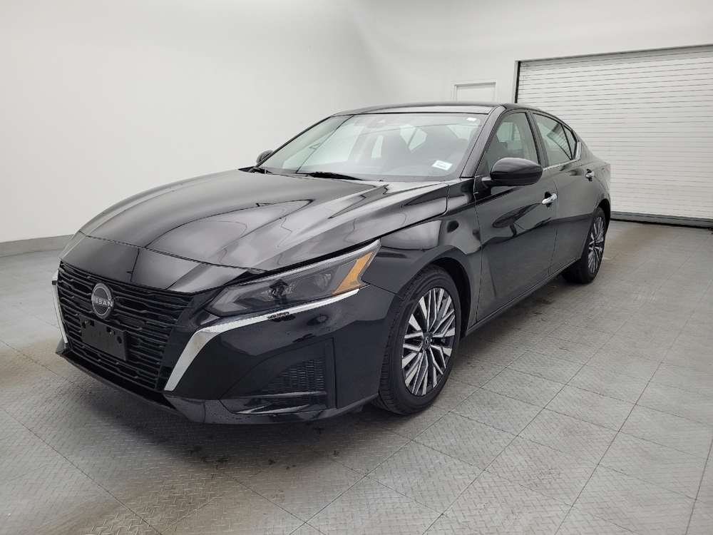 2023 Nissan Altima SV's photo