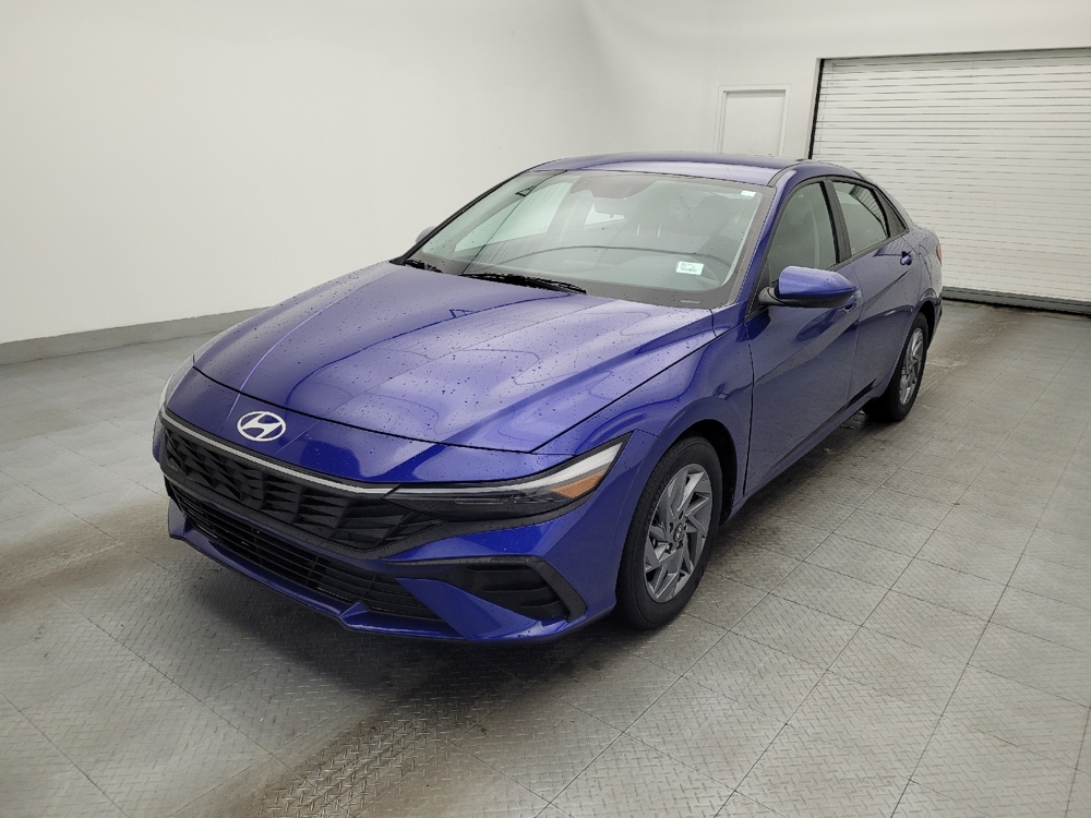 2024 Hyundai Elantra SEL's photo