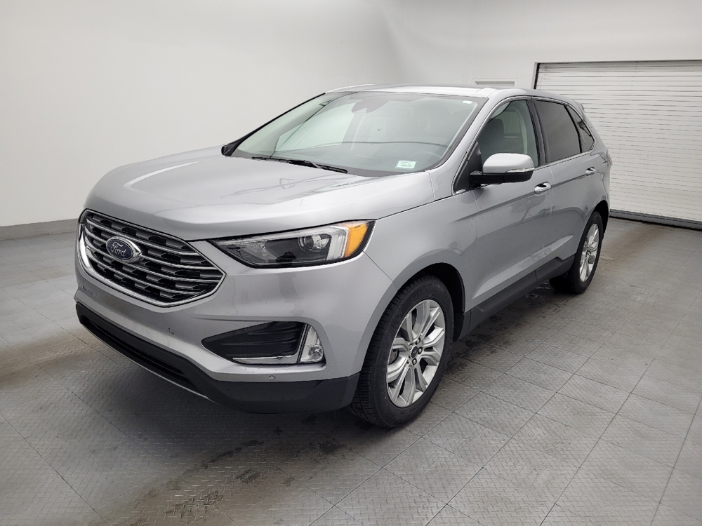 2024 Ford Edge Titanium's photo