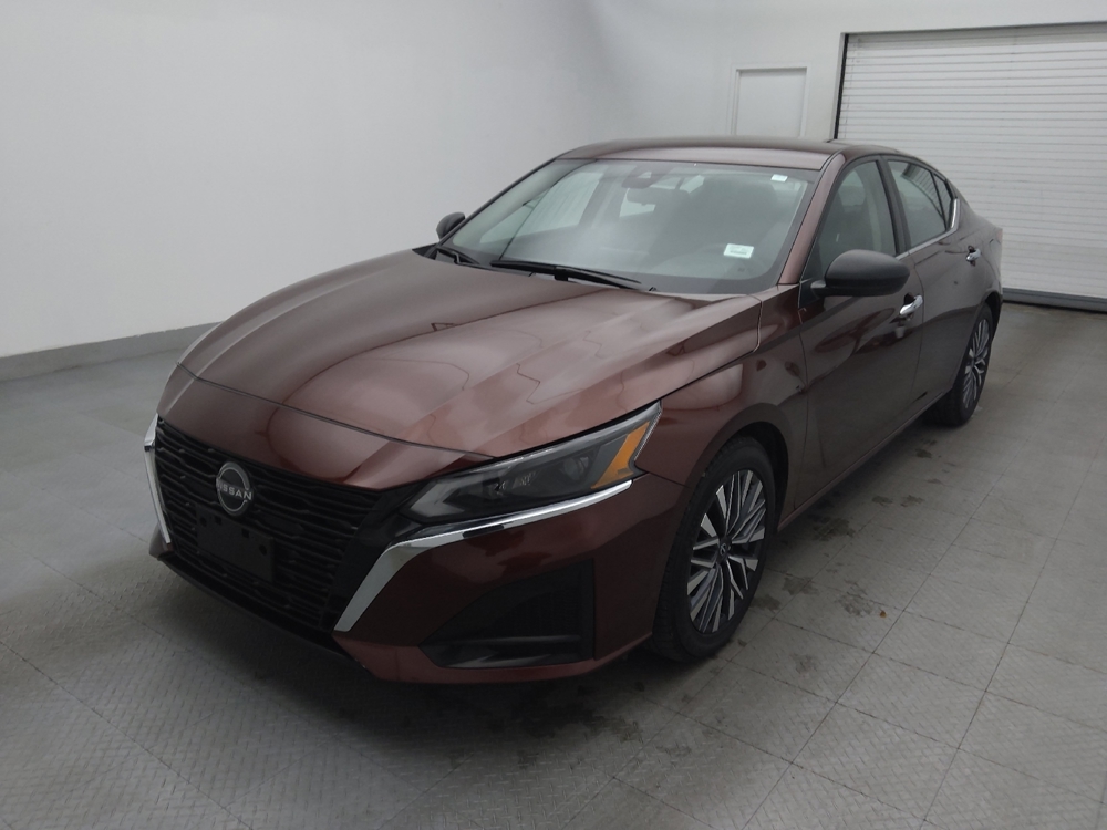 2024 Nissan Altima SV's photo