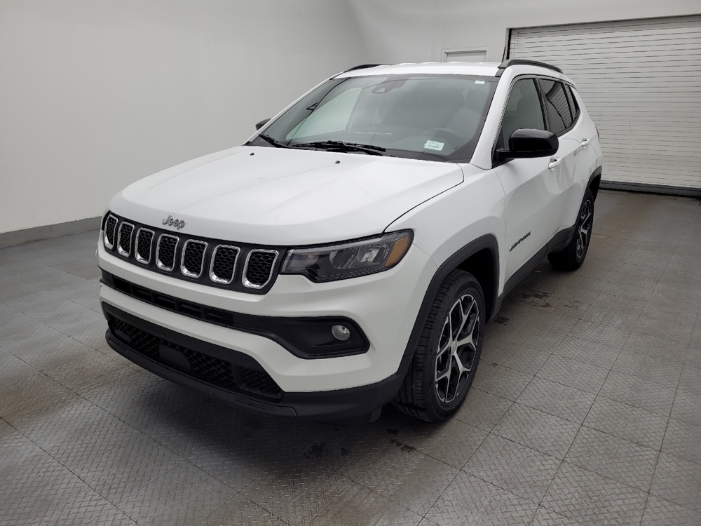 2024 Jeep Compass Latitude's photo