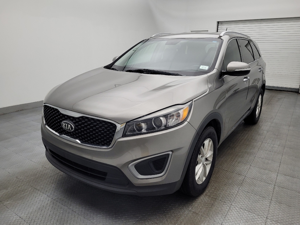 2017 Kia Sorento LX's photo
