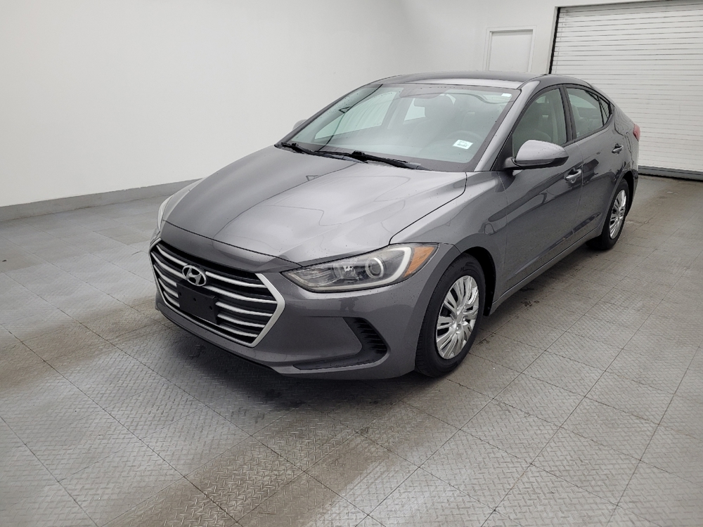 2018 Hyundai Elantra SE's photo