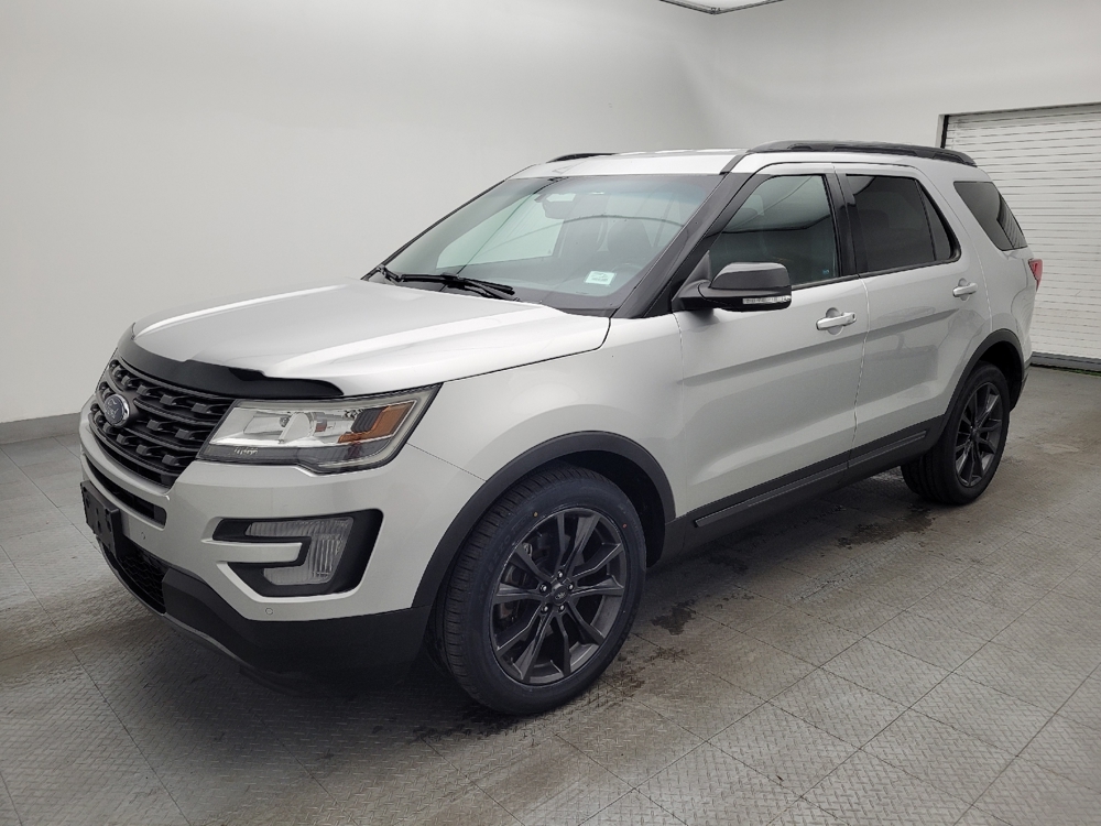 2017 Ford Explorer XLT's photo