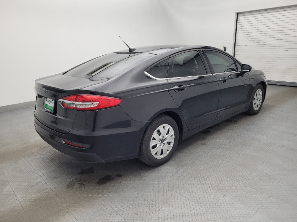 2019 Ford Fusion S - Photo 8