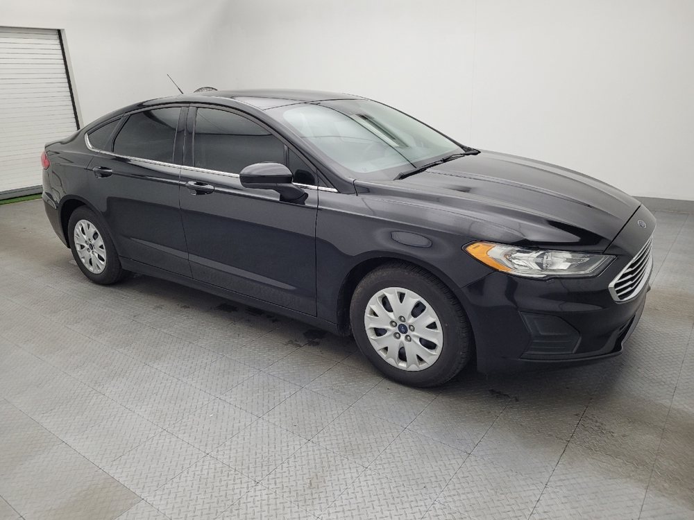 2019 Ford Fusion S - Photo 9