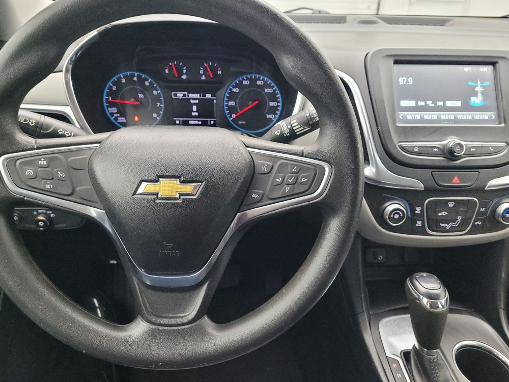 2018 Chevrolet Equinox LS - Photo 17