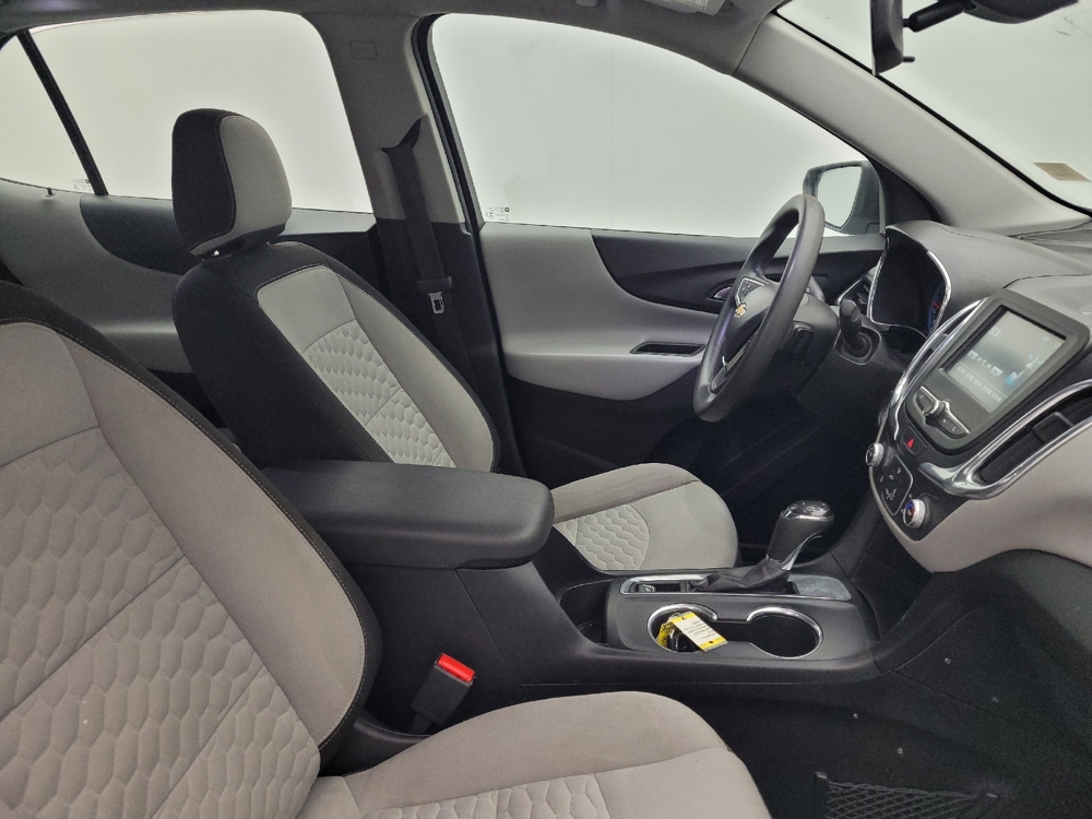 2018 Chevrolet Equinox LS - Photo 16