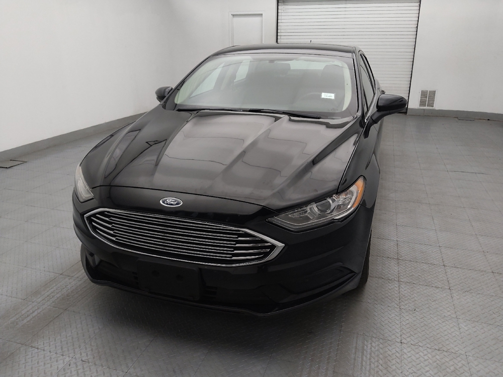 2018 Ford Fusion SE - Photo 12