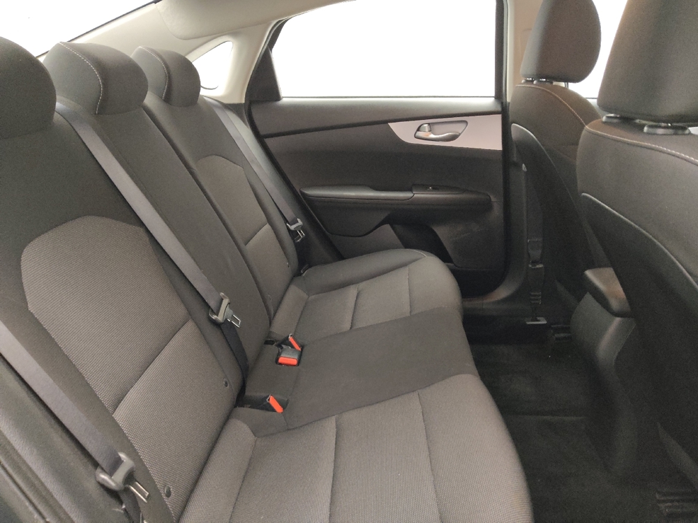 2024 Kia Forte LXS - Photo 15