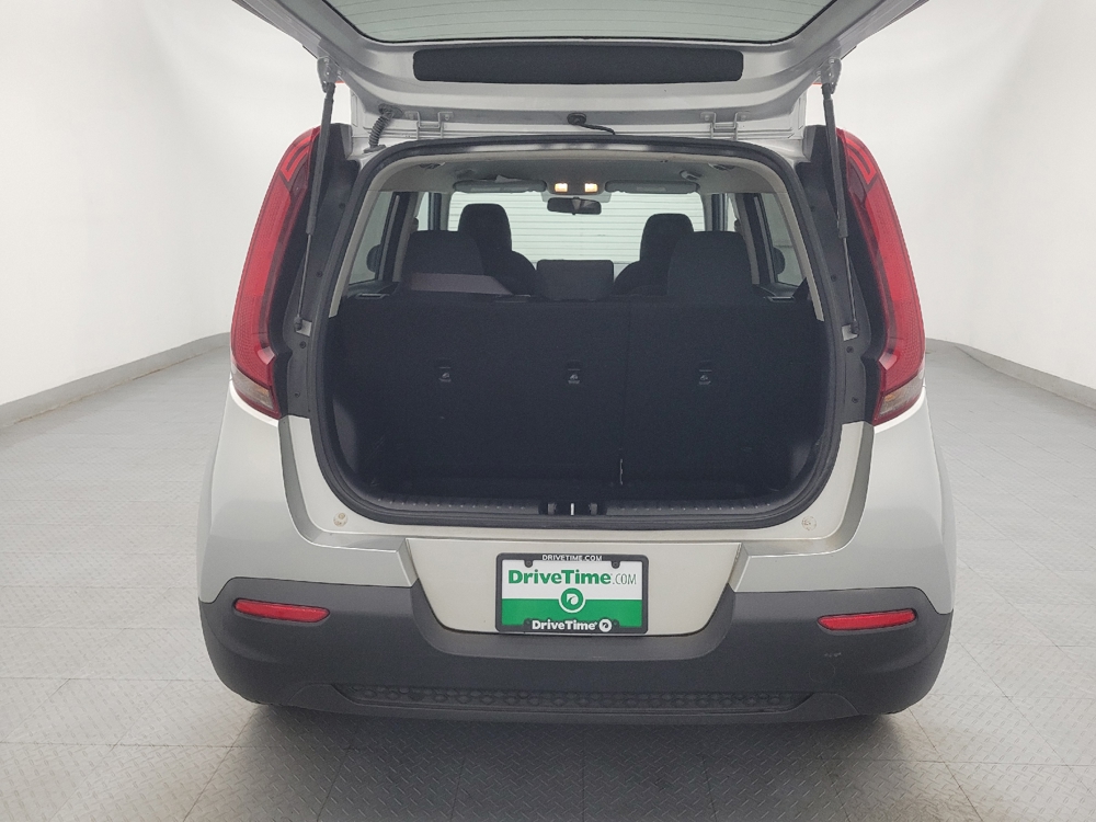 2020 Kia Soul LX - Photo 22