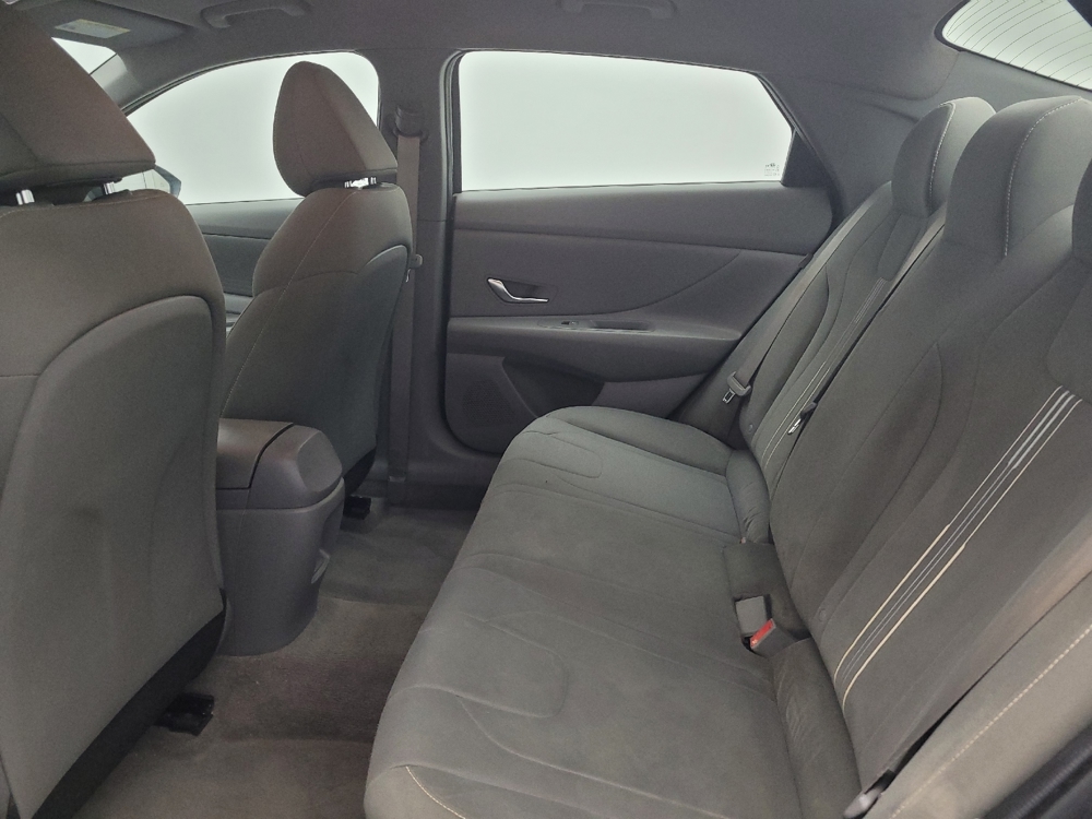 2024 Hyundai Elantra SEL - Photo 14