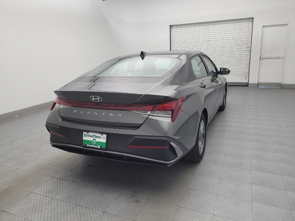 2024 Hyundai Elantra SEL - Photo 6