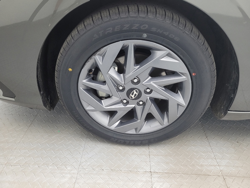 2024 Hyundai Elantra SEL - Photo 24