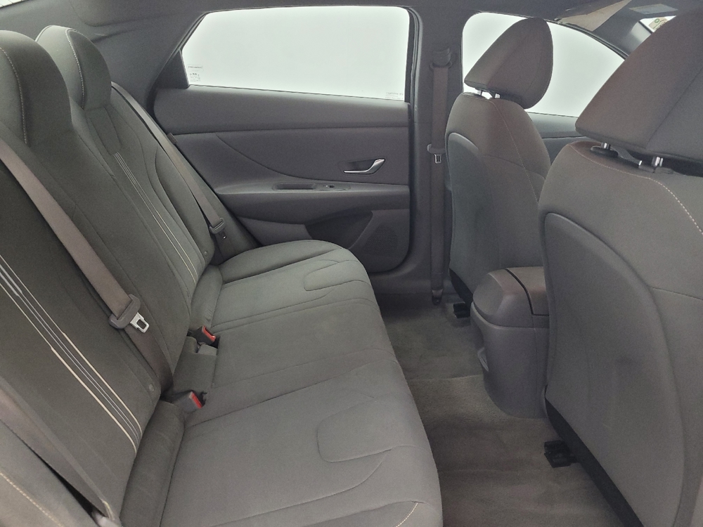 2024 Hyundai Elantra SEL - Photo 15