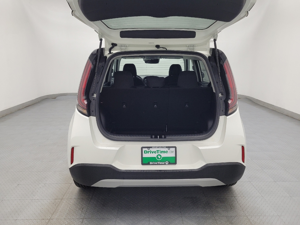 2025 Kia Soul LX - Photo 22