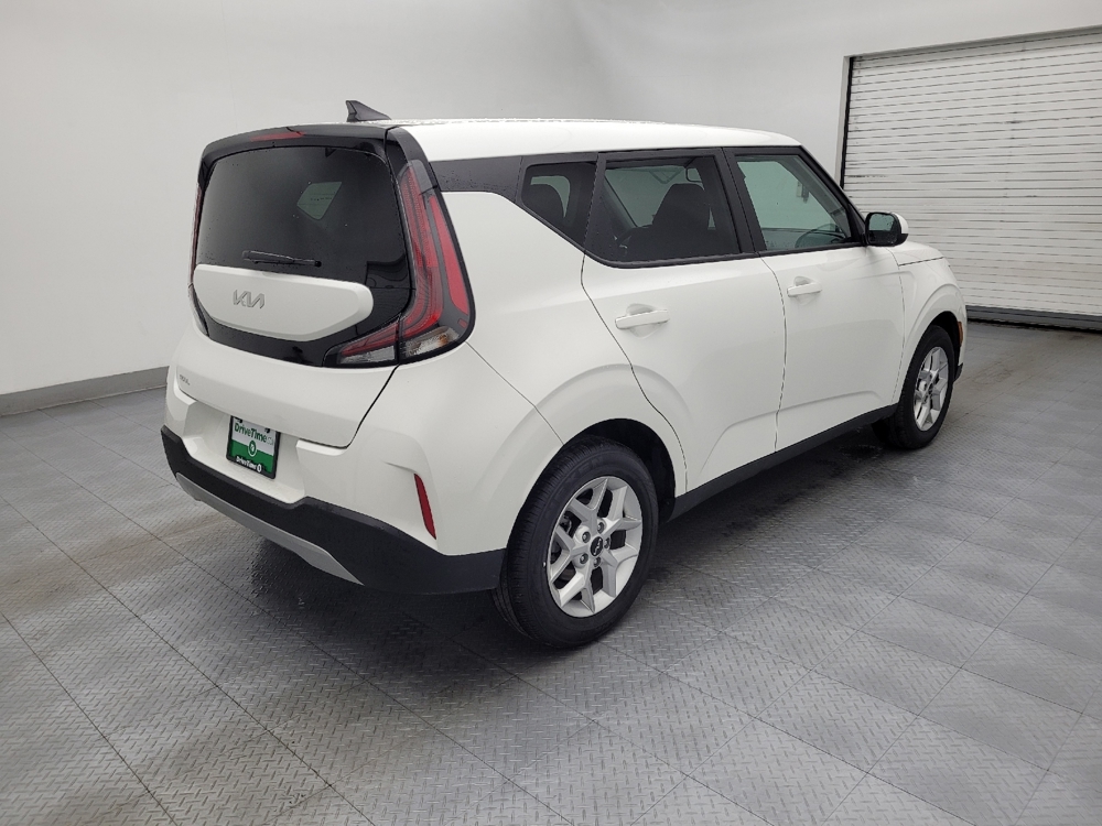 2025 Kia Soul LX - Photo 8