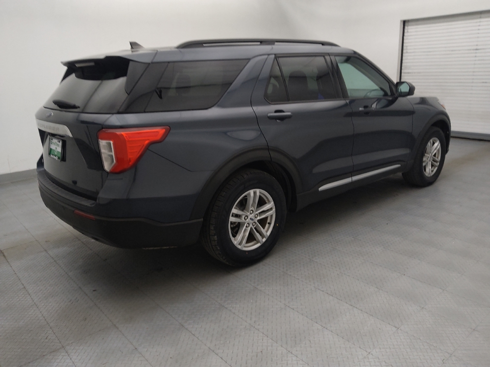 2022 Ford Explorer XLT - Photo 8
