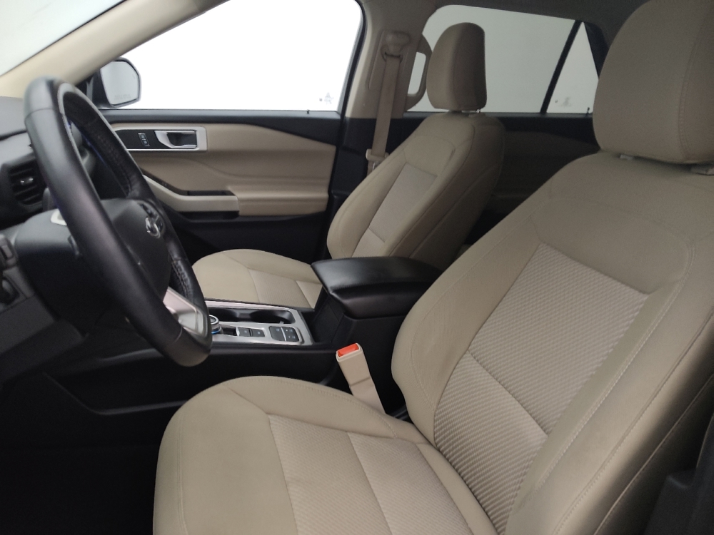 2022 Ford Explorer XLT - Photo 13