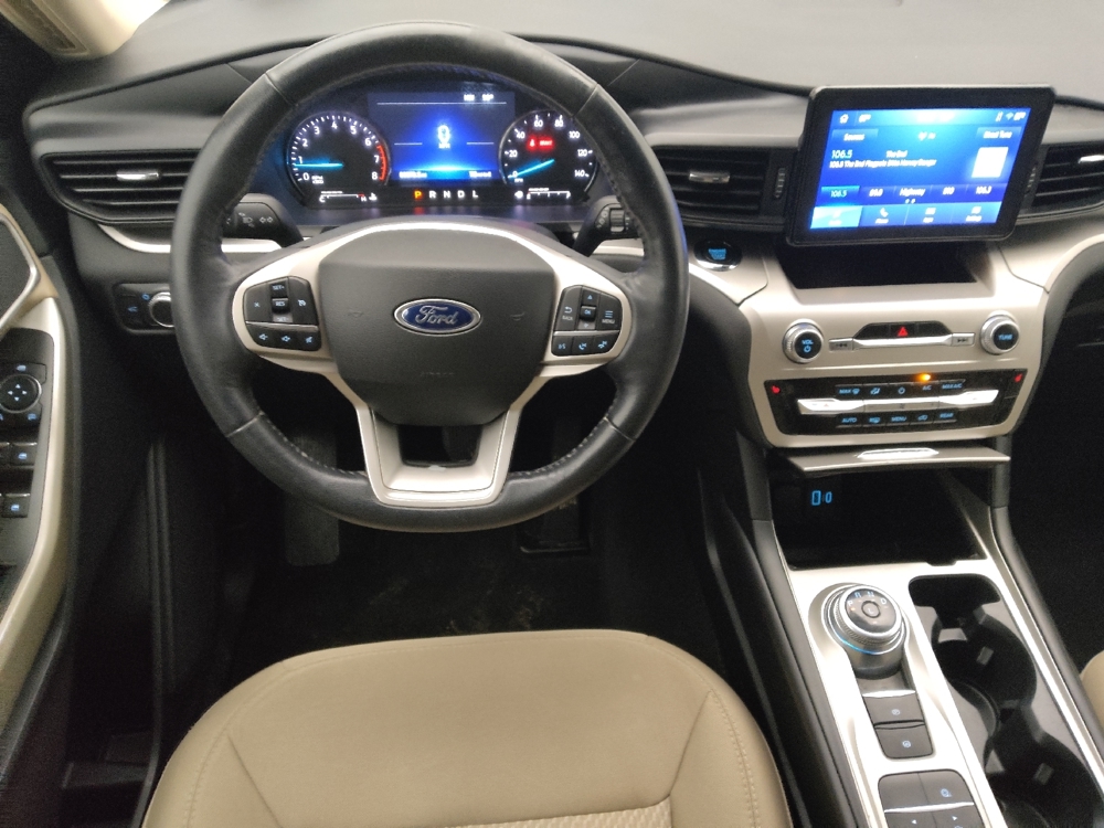 2022 Ford Explorer XLT - Photo 17