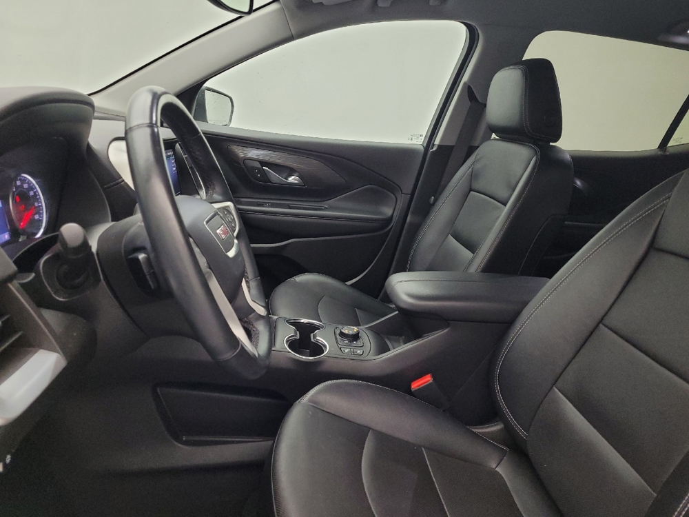 2023 GMC Terrain SLT - Photo 13