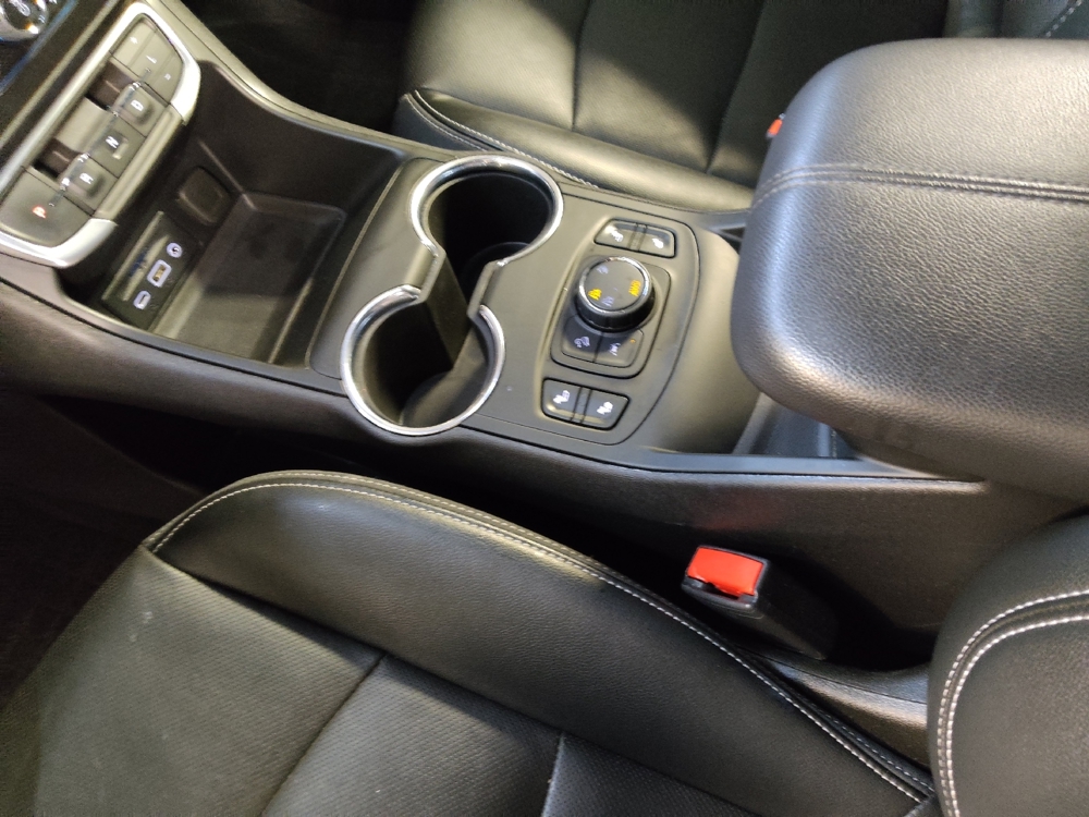 2023 GMC Terrain SLT - Photo 20