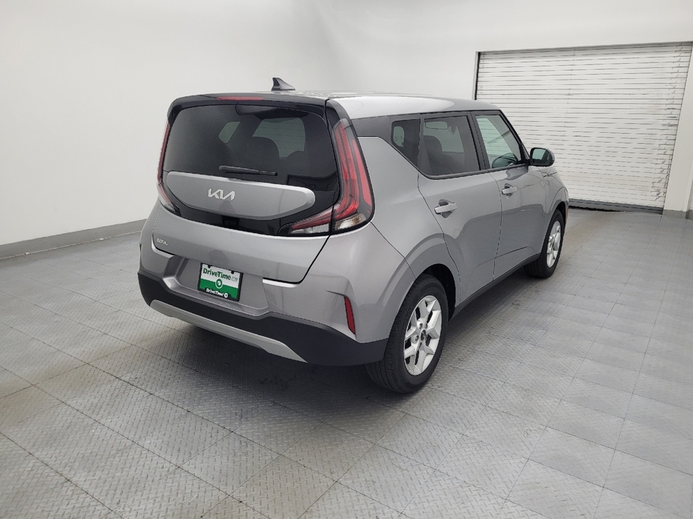 2025 Kia Soul LX - Photo 7