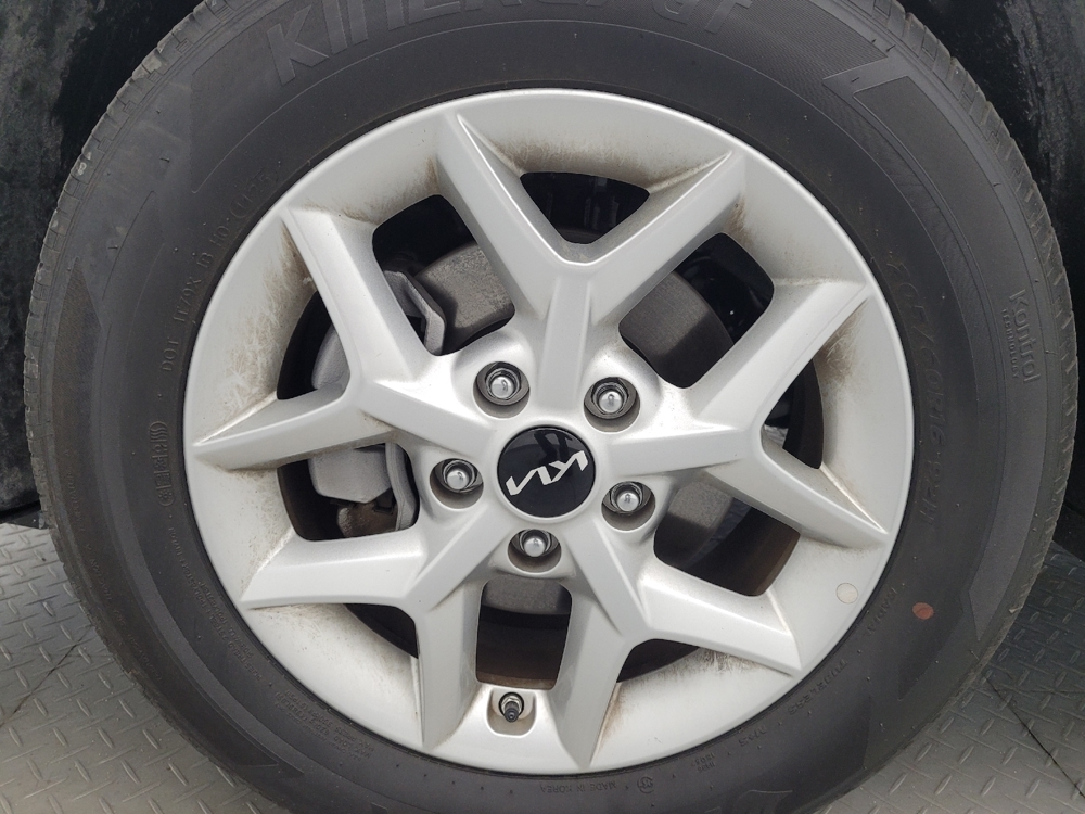 2025 Kia Soul LX - Photo 24