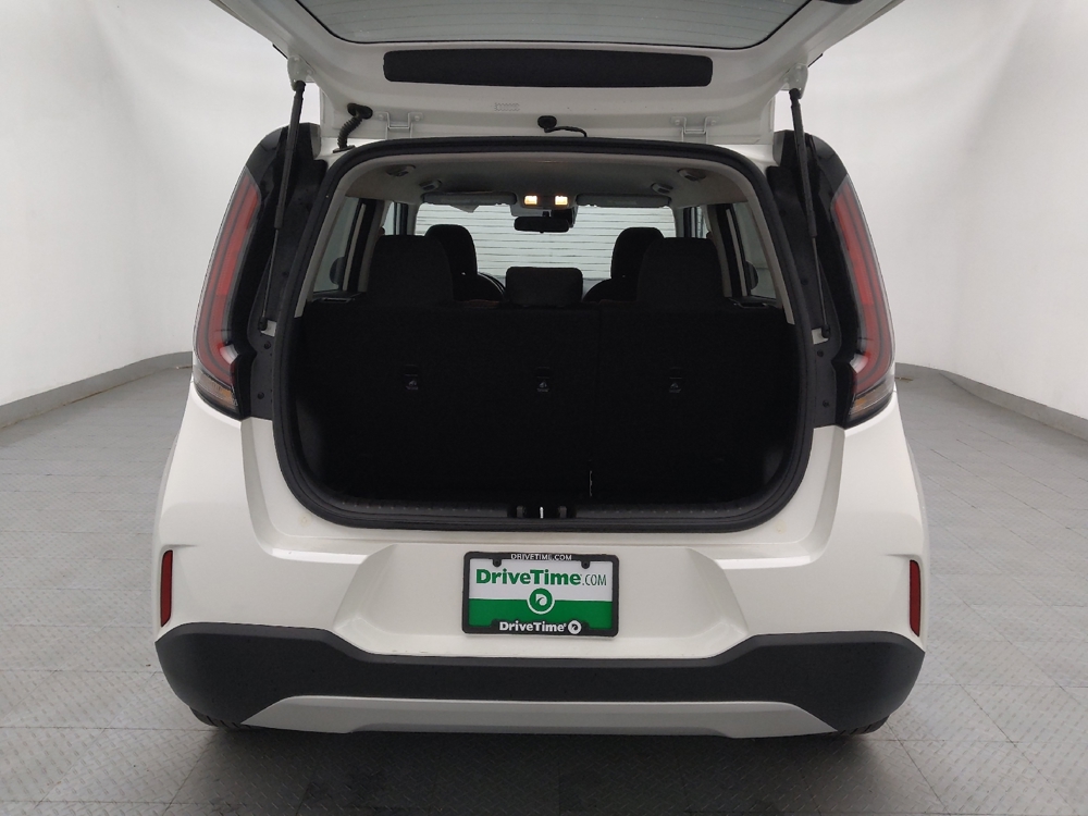 2025 Kia Soul LX - Photo 22