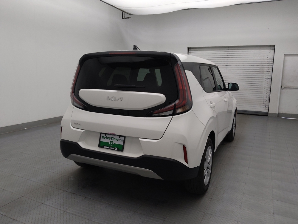 2025 Kia Soul LX - Photo 6