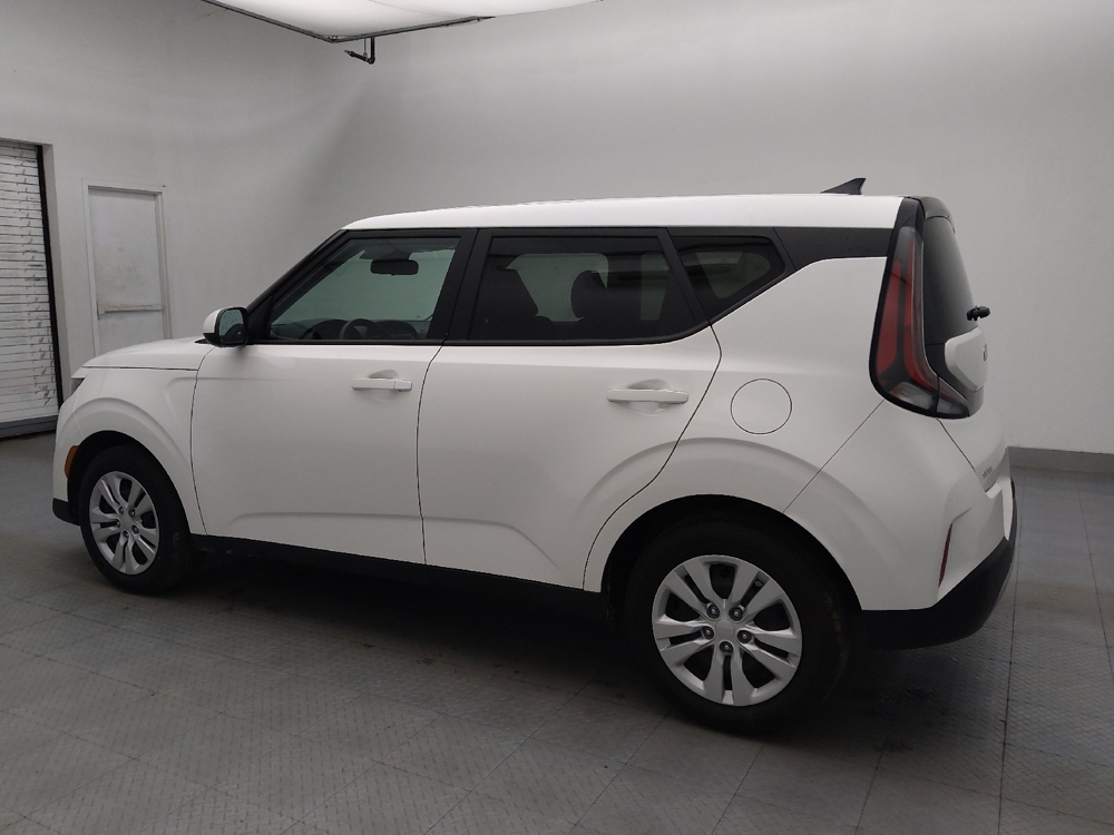 2025 Kia Soul LX - Photo 3